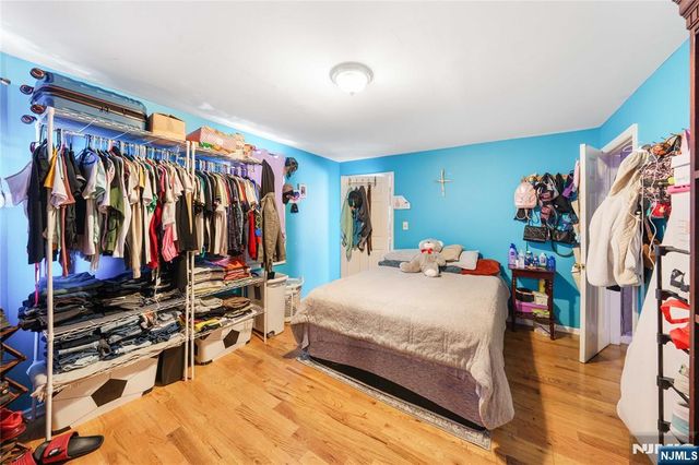 1460 Clinton Avenue, Irvington, NJ 07111