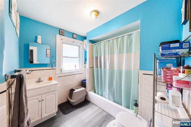 1460 Clinton Avenue, Irvington, NJ 07111