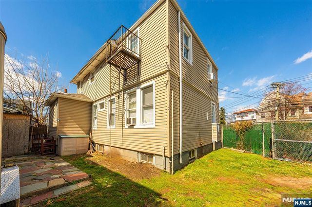 1460 Clinton Avenue, Irvington, NJ 07111