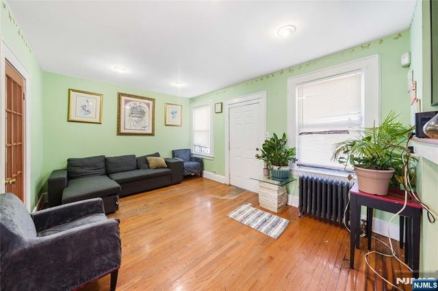 1460 Clinton Avenue, Irvington, NJ 07111