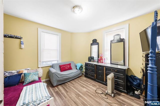 1460 Clinton Avenue, Irvington, NJ 07111
