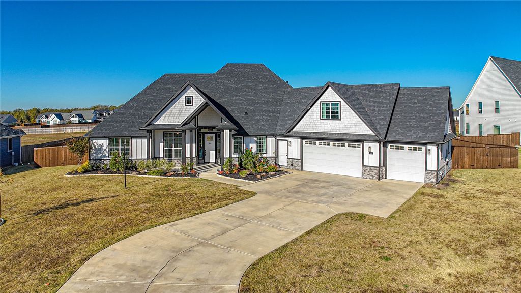 2051 Constitution Court, Nevada, TX 75173