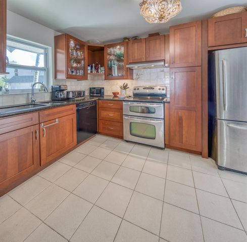 3601 S Ocean Boulevard 307, South Palm Beach, FL 33480