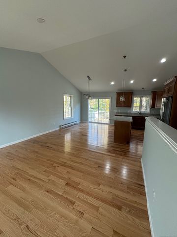 446K Norwich Westerly Road, North Stonington, CT 06359