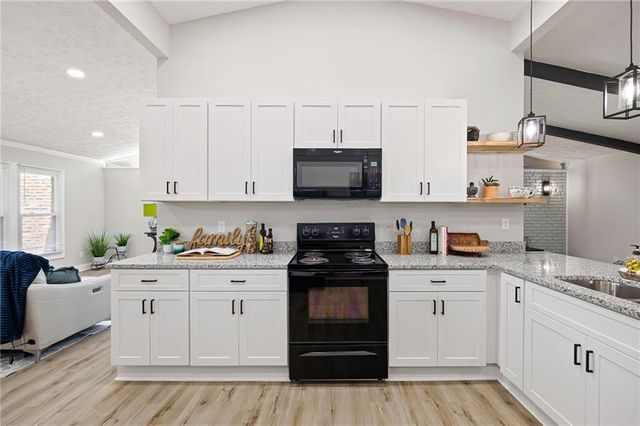 3721 Greentree Farms Drive, Decatur, GA 30034