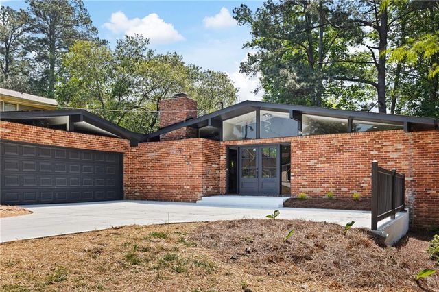 3721 Greentree Farms Drive, Decatur, GA 30034