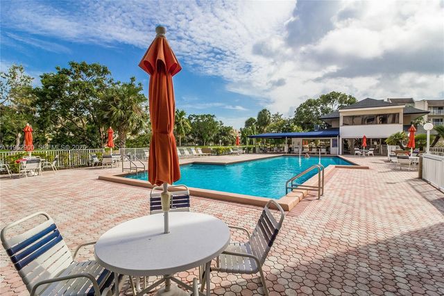 7777 SW 86th St F1-310, Miami, FL 33143