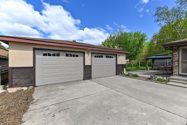 4265 68th STREET, Greenfield, WI 53220