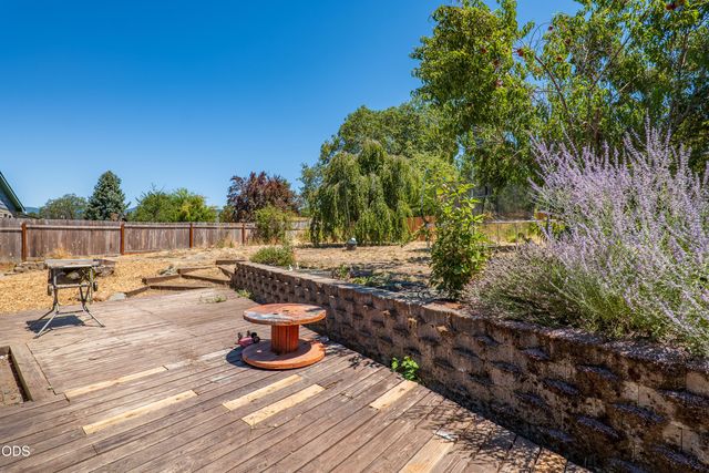 1959 Meadow Glen, Grants Pass, OR 97527