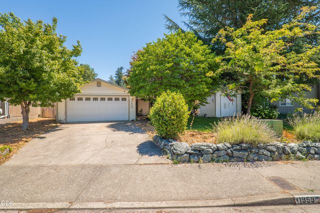 1959 Meadow Glen, Grants Pass, OR 97527