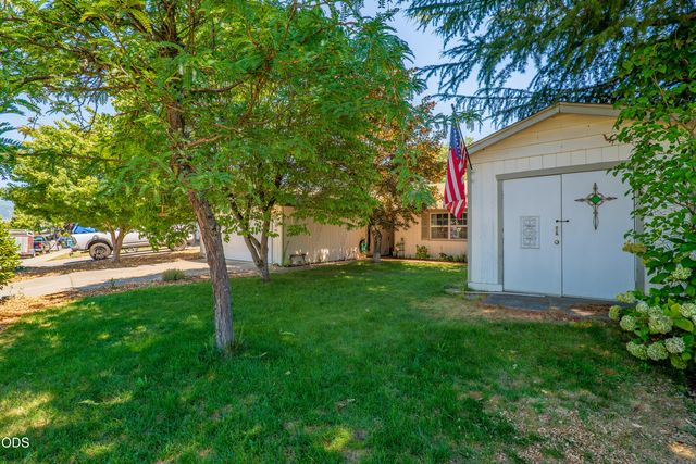 1959 Meadow Glen, Grants Pass, OR 97527