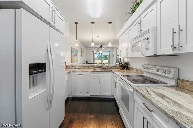 21321 Lancaster RUN 614, Estero, FL 33928