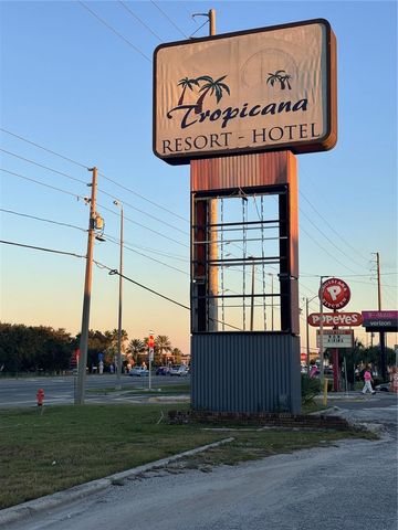 43420 HIGHWAY 27 422, Davenport, FL 33837
