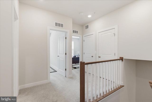 20809 WOOD QUAY DR, Sterling, VA 20166