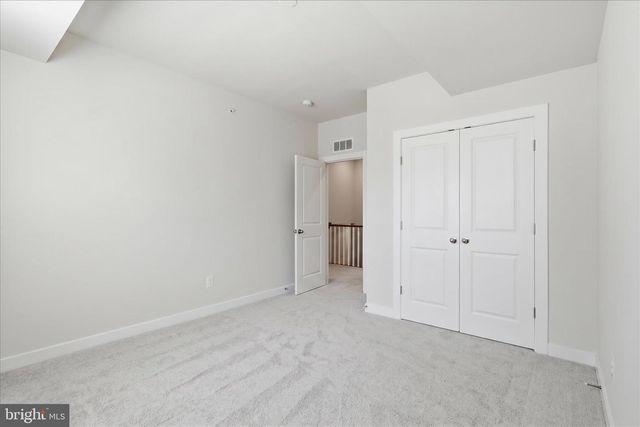 20809 WOOD QUAY DR, Sterling, VA 20166