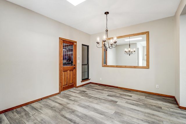 1 Santa Clara Trail, Corrales, NM 87048