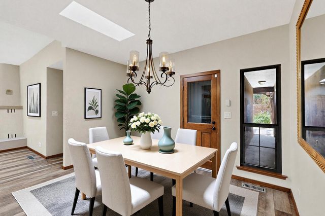 1 Santa Clara Trail, Corrales, NM 87048