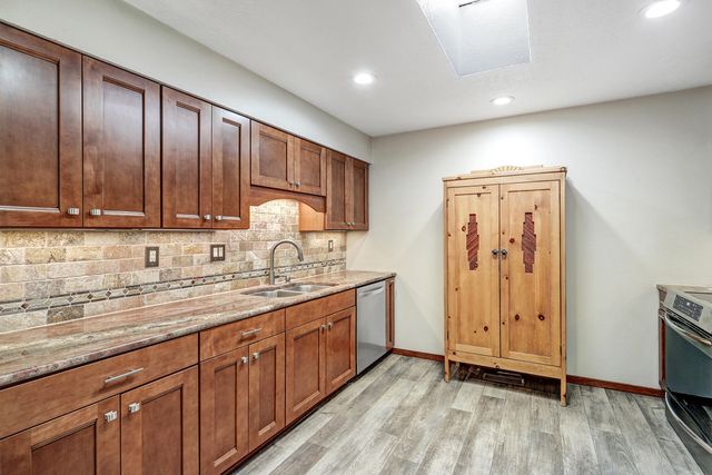 1 Santa Clara Trail, Corrales, NM 87048