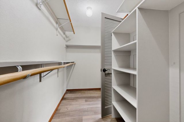 1 Santa Clara Trail, Corrales, NM 87048