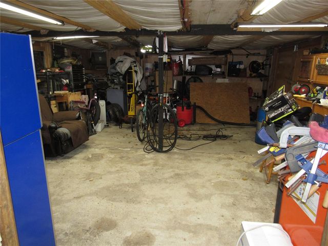 330 MOCCASIN HOLLOW ROAD, Lithia, FL 33547