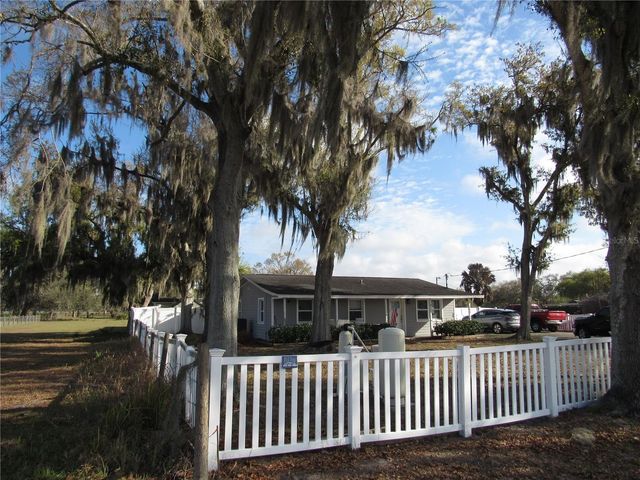 330 MOCCASIN HOLLOW ROAD, Lithia, FL 33547