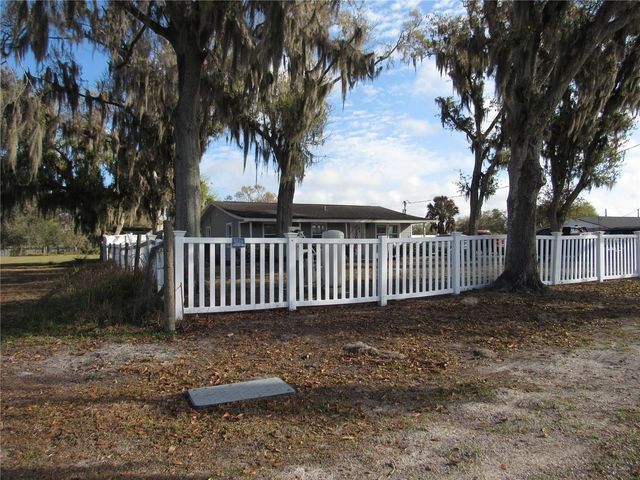 330 MOCCASIN HOLLOW ROAD, Lithia, FL 33547