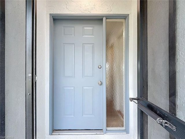 88 Erie DR, Naples, FL 34110