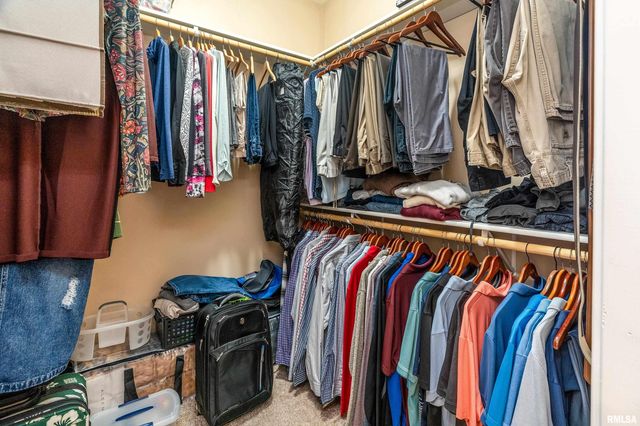 103 EXCALIBUR Drive, Carterville, IL 62918