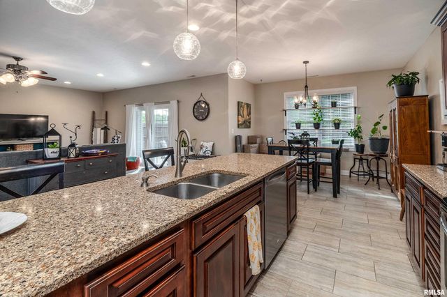 103 EXCALIBUR Drive, Carterville, IL 62918