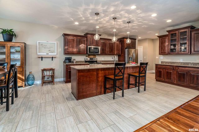 103 EXCALIBUR Drive, Carterville, IL 62918