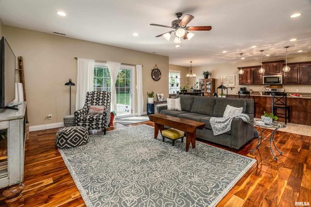 103 EXCALIBUR Drive, Carterville, IL 62918