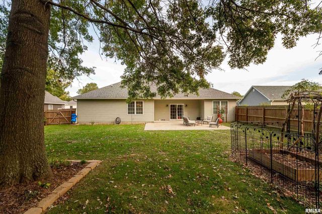 103 EXCALIBUR Drive, Carterville, IL 62918