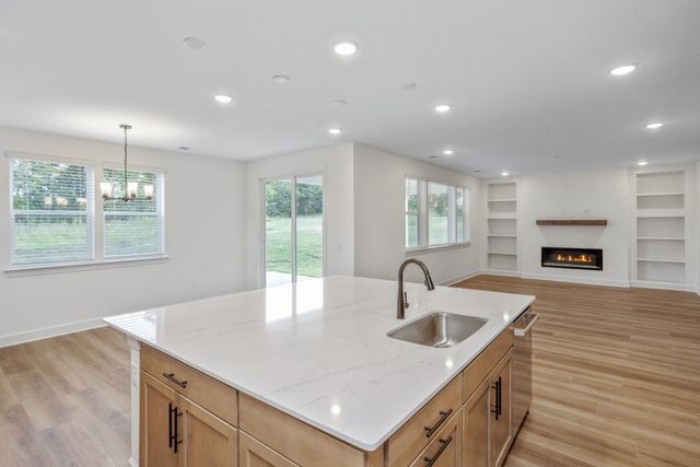 131 West Cassa Way, Mount Juliet, TN 37122