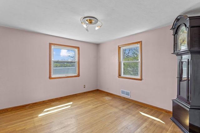 29 Winslow Way, Lynn, MA 01904