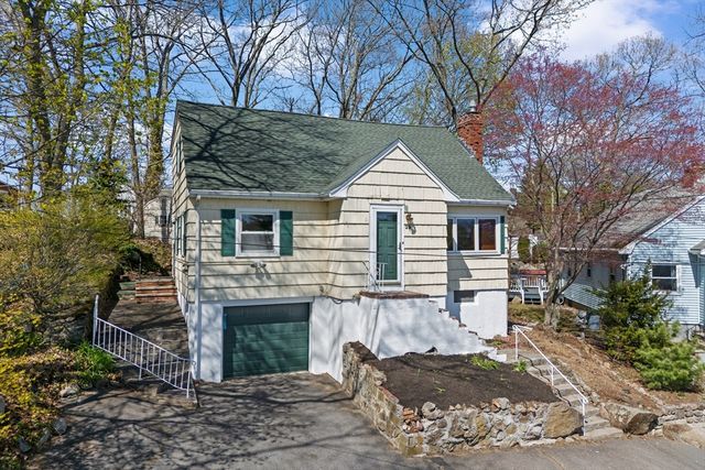 29 Winslow Way, Lynn, MA 01904