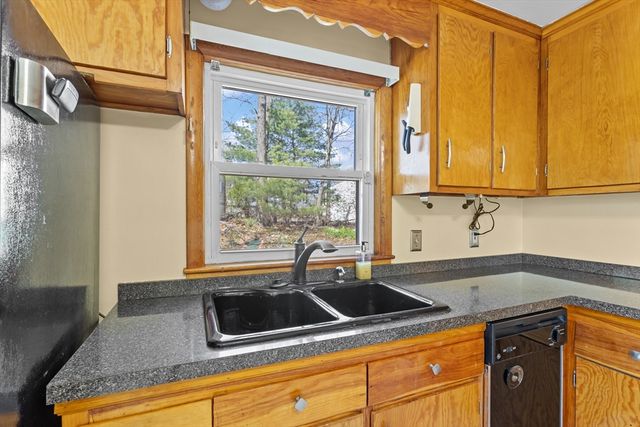 29 Winslow Way, Lynn, MA 01904
