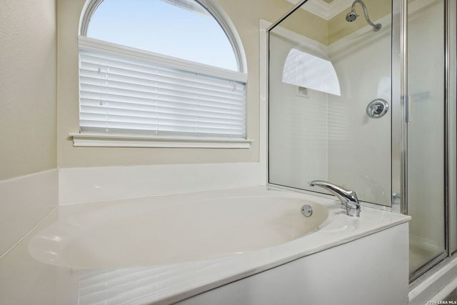 8634 Tioga Pass, Helotes, TX 78023