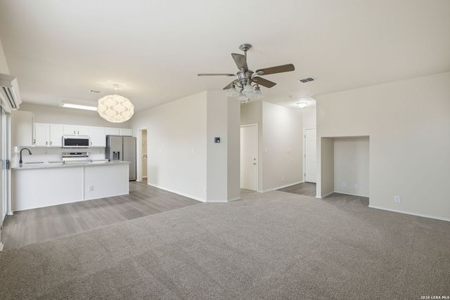 8634 Tioga Pass, Helotes, TX 78023