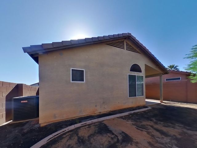 4005 E La Salle Street, Phoenix, AZ 85040