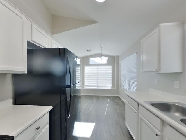 4005 E La Salle Street, Phoenix, AZ 85040