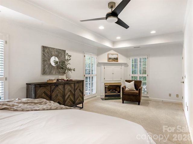 325 Stratfordshire Drive, Matthews, NC 28105