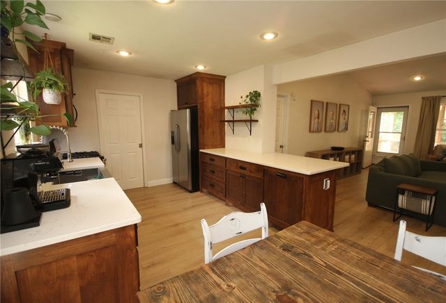 11 Primrose Lane, Bella Vista, AR 72714