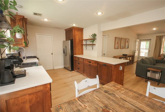11 Primrose Lane, Bella Vista, AR 72714