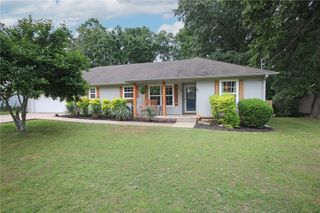11 Primrose Lane, Bella Vista, AR 72714
