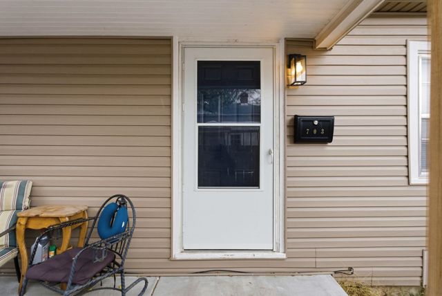 703-709 S Hydraulic St, Wichita, KS 67211