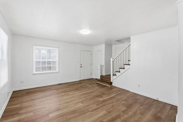 703-709 S Hydraulic St, Wichita, KS 67211