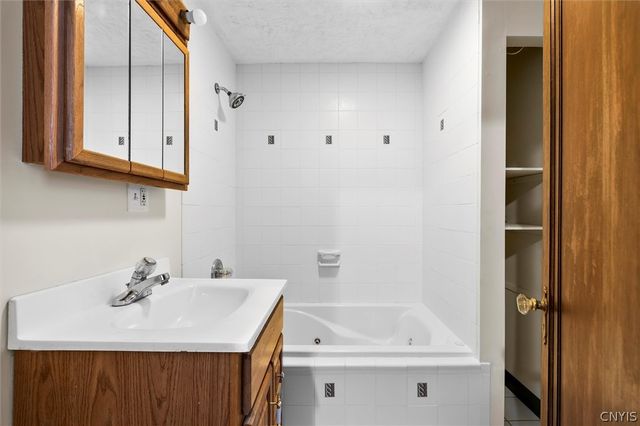 212 West Glen Avenue, Syracuse, NY 13205