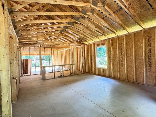 344 Poppy Court, Eden, NC 27288