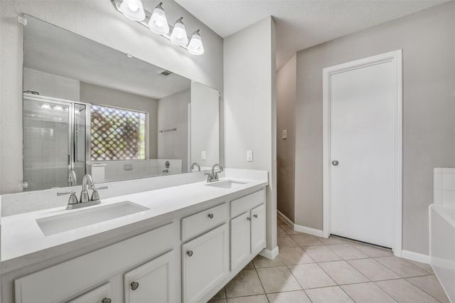 4335 Sugar Bars Drive, Friendswood, TX 77546