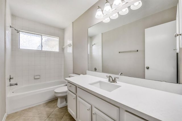 4335 Sugar Bars Drive, Friendswood, TX 77546